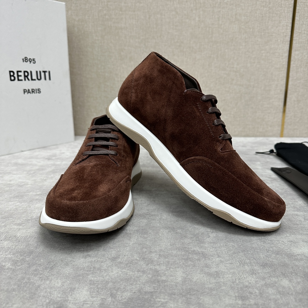 Berlut*布鲁提独家新品推出Echappée系列漫步鞋履官方10,400全新的的非正装鞋系列“Ech