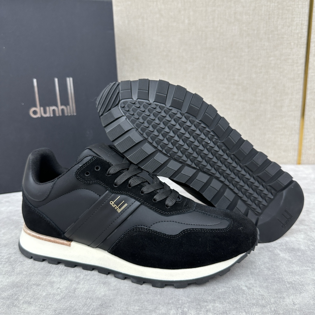 Dunhill登喜路新款德训运动鞋Dunhill1893年在英国创于一位年轻企业家和发明家ALfredd