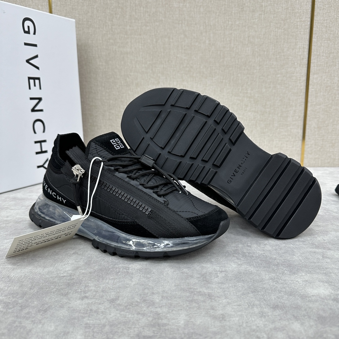 GVX新品Givench*纪梵希SPECTRE慢跑气垫鞋官方7,390低帮拉链休闲鞋这款运动鞋采用科技布