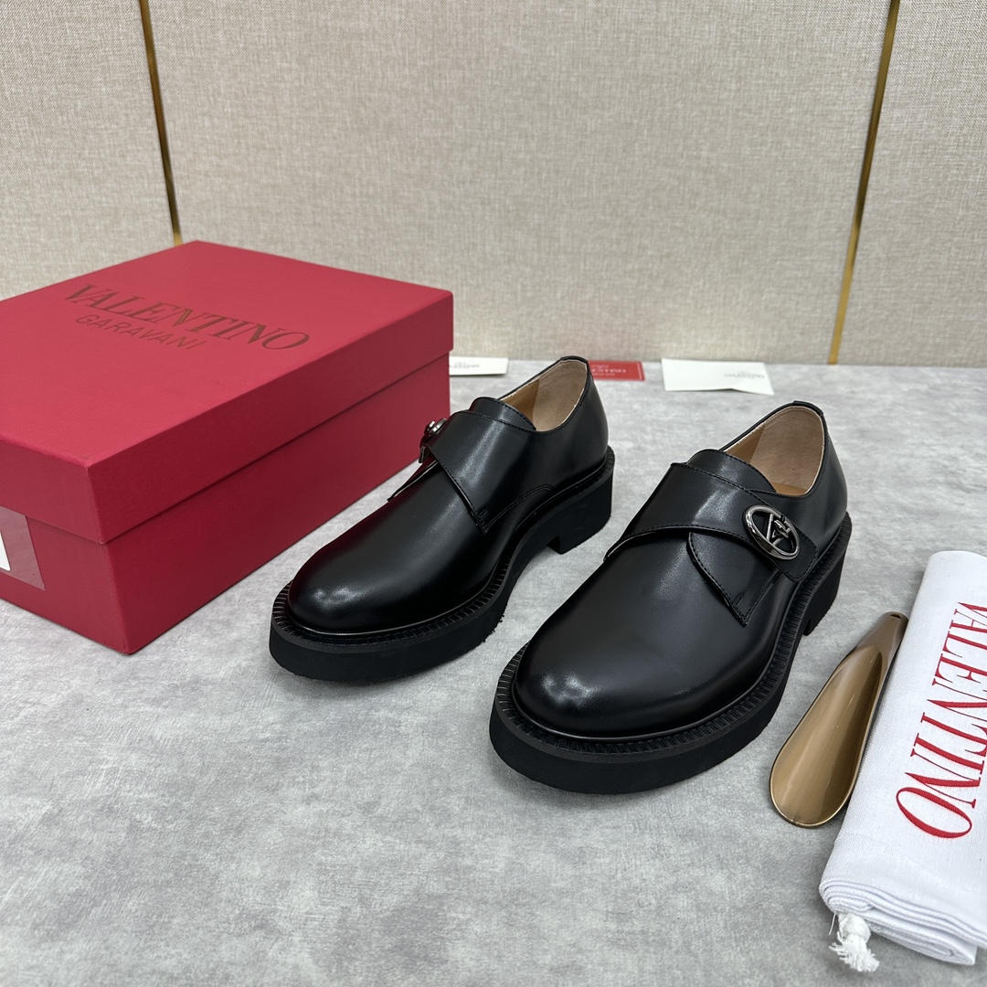 VT家新品VALENTIN*华伦-天奴VLOGO锁扣饰带小牛皮孟克鞋官方9,600超轻-超轻-超轻质乐福