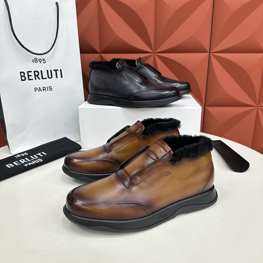 Berlut*布鲁提独家新品推出Echappée系列漫步鞋履官方12200全新的的非正装鞋系列“Echa