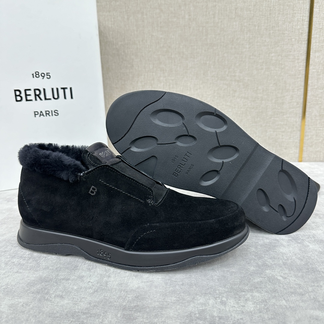 Berlut*布鲁提独家新品推出Echappée系列漫步鞋履官方12200全新的的非正装鞋系列“Echa