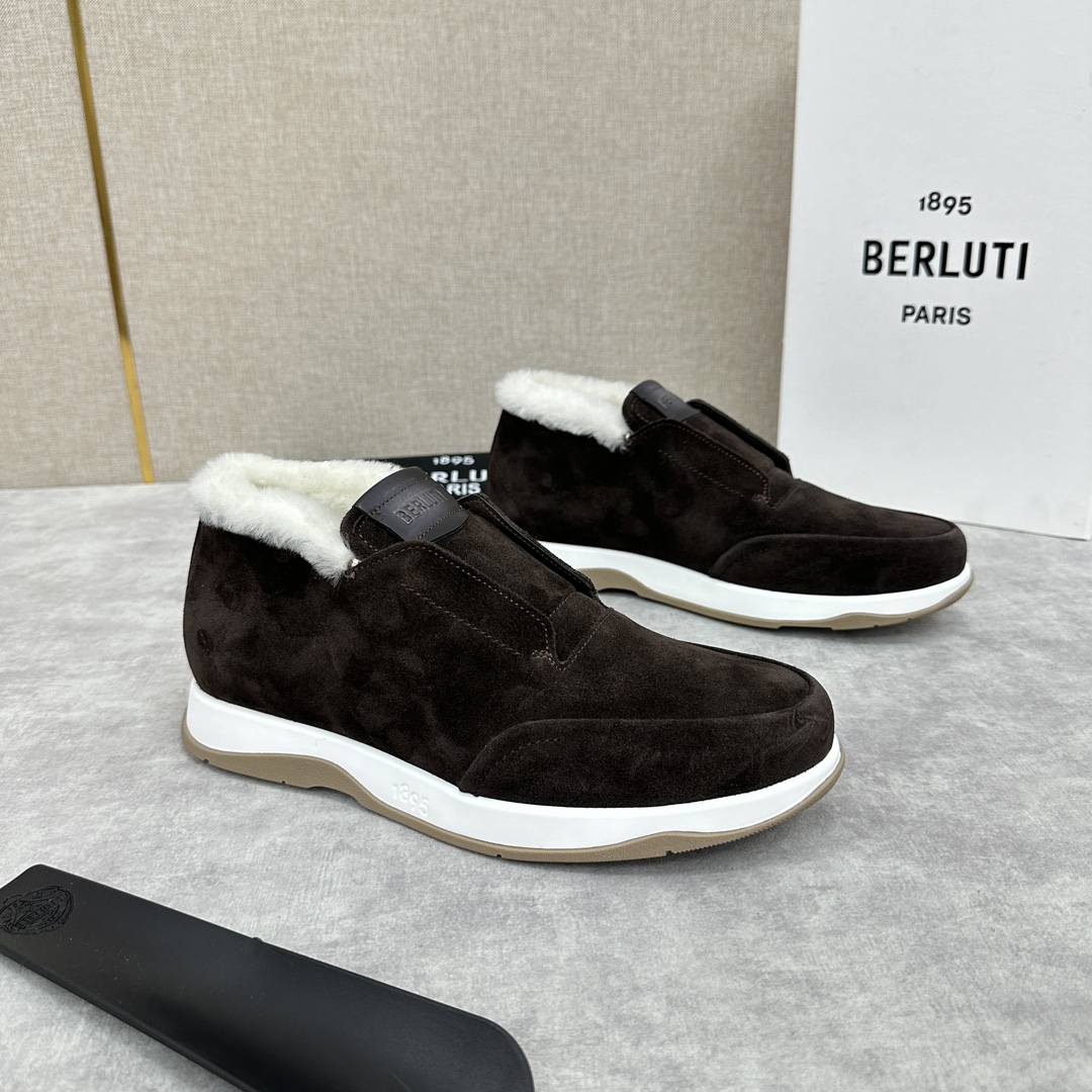 Berlut*布鲁提独家新品推出Echappée系列漫步鞋履官方12200全新的的非正装鞋系列“Echa