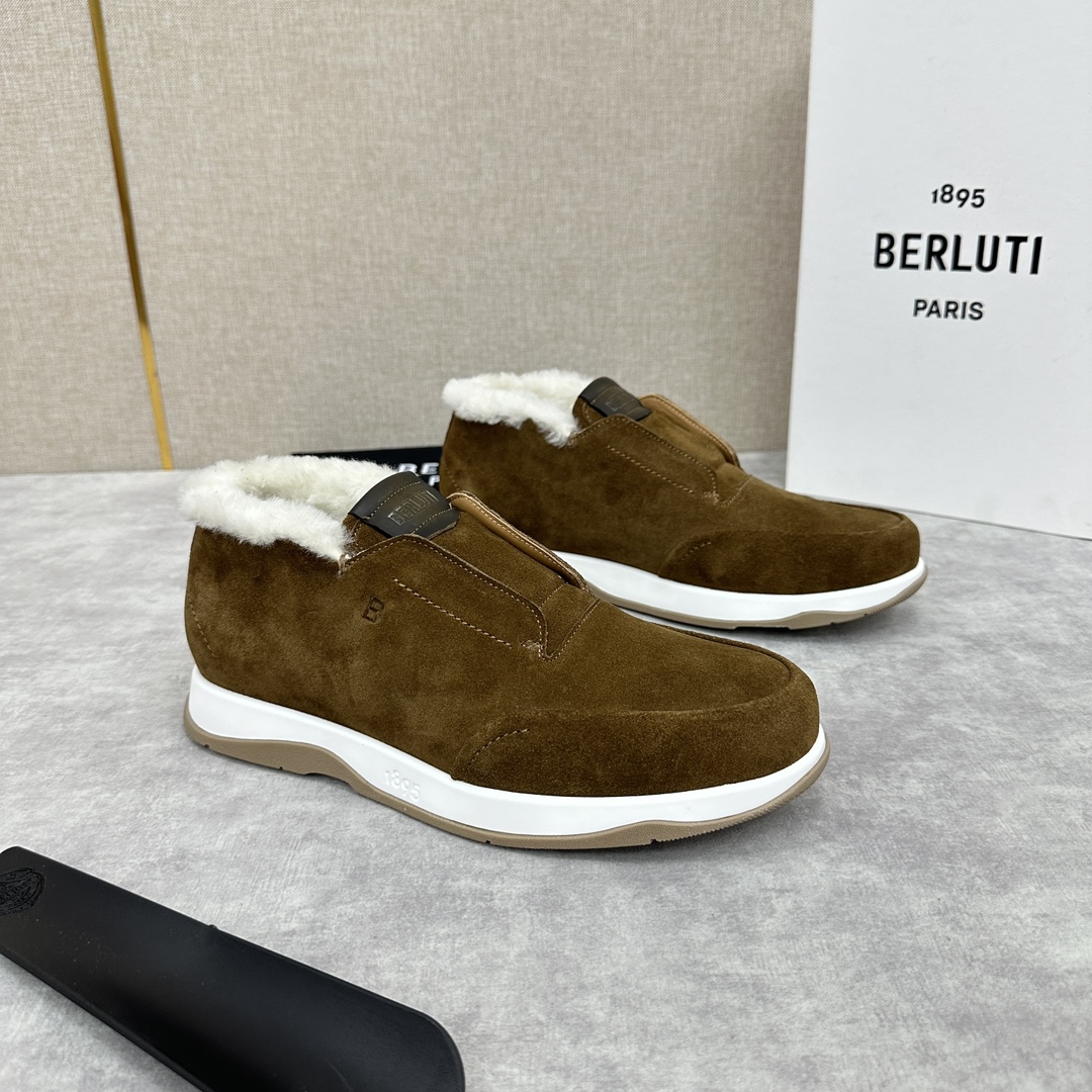 Berlut*布鲁提独家新品推出Echappée系列漫步鞋履官方12200全新的的非正装鞋系列“Echa