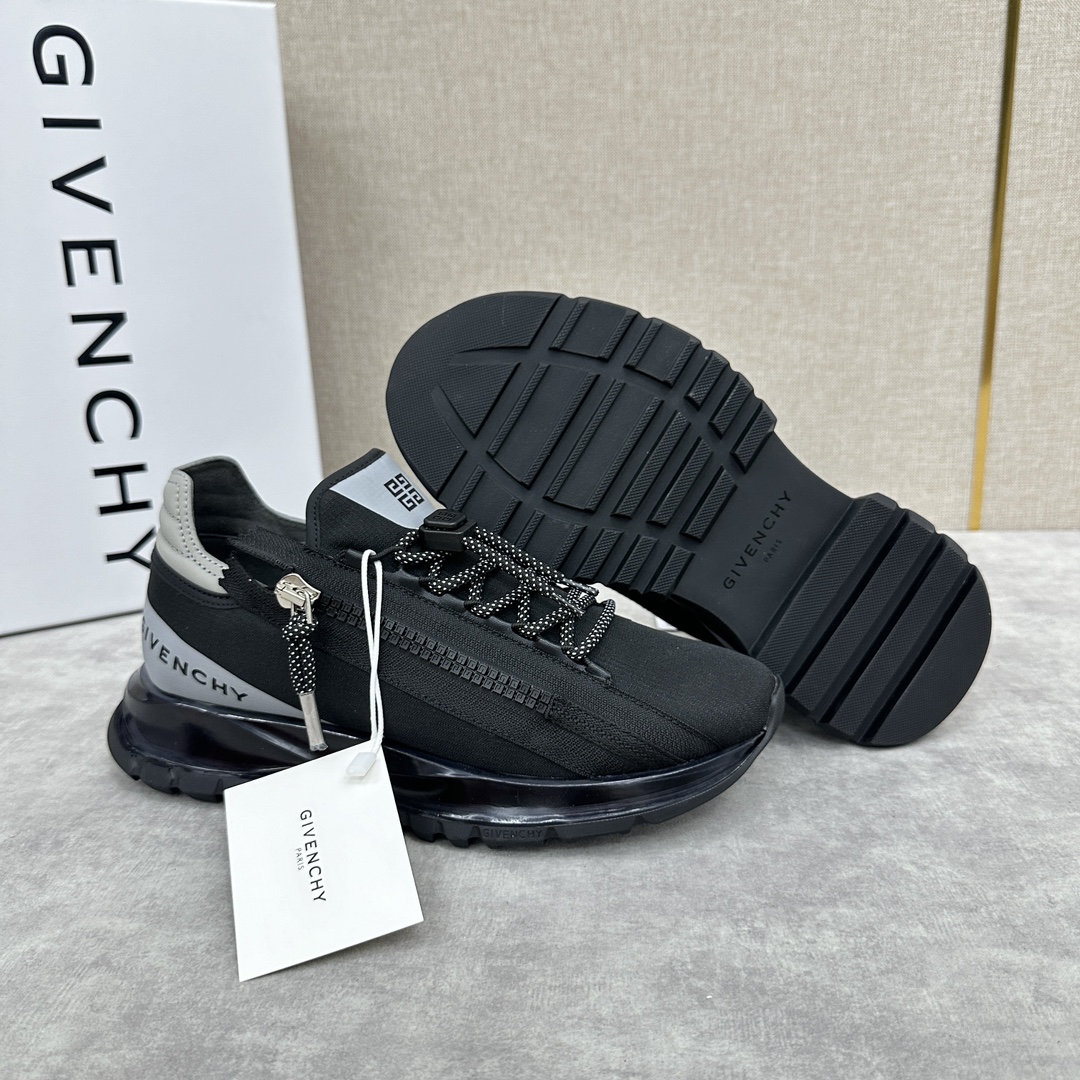 GVX新品Givench*纪梵希SPECTRE慢跑低帮拉链休闲鞋这款运动鞋采用进口牛皮冲孔设计内里牛皮打