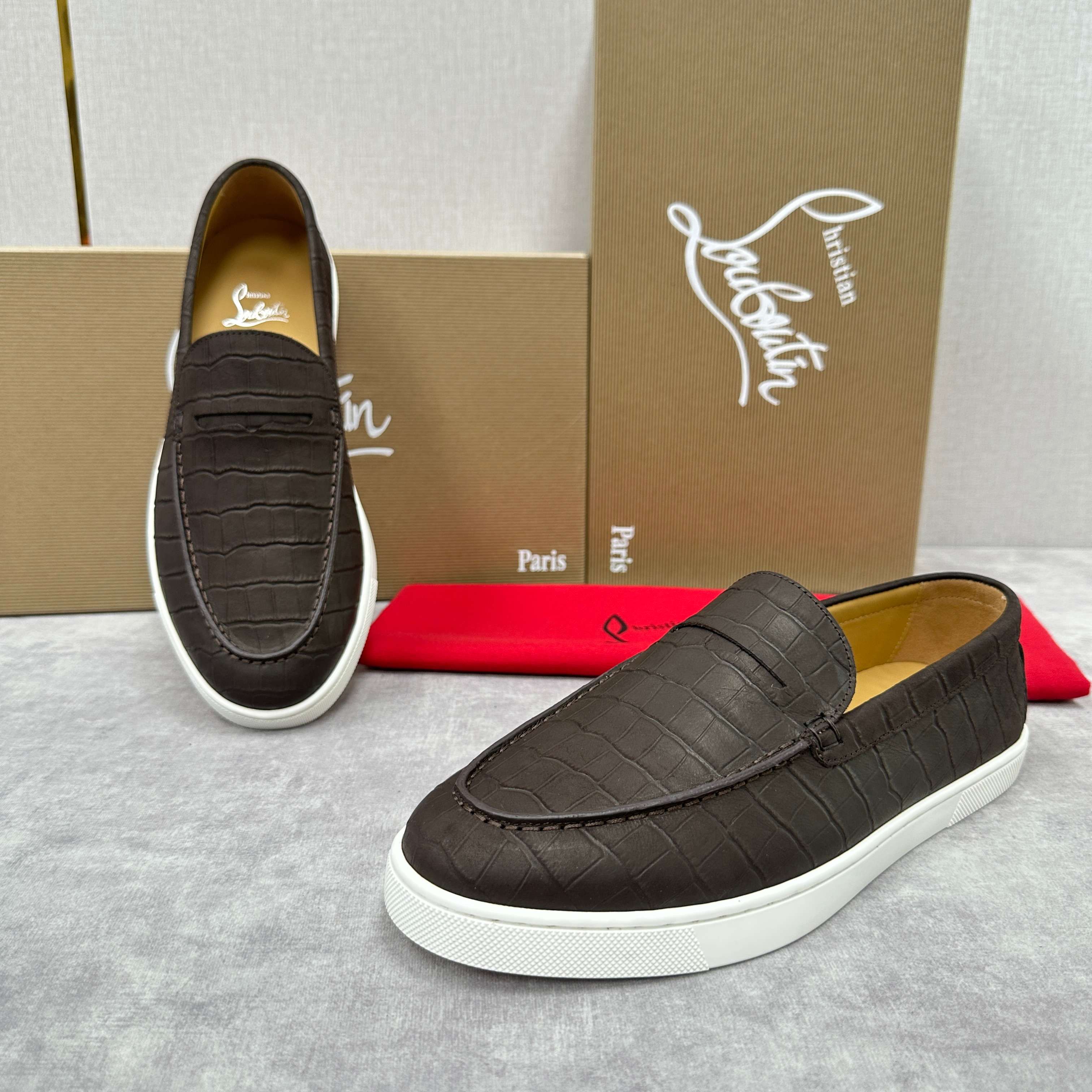 💋💍CL家官方同步新品   🆑Christia* Loubouti*（红底鞋）  Chambeliboa