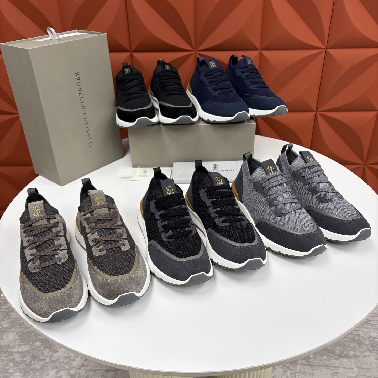 💋💍BC新品 Brunello Cucinell* 混色针织拼接绒面低帮运动鞋 官方 9,600 采用高