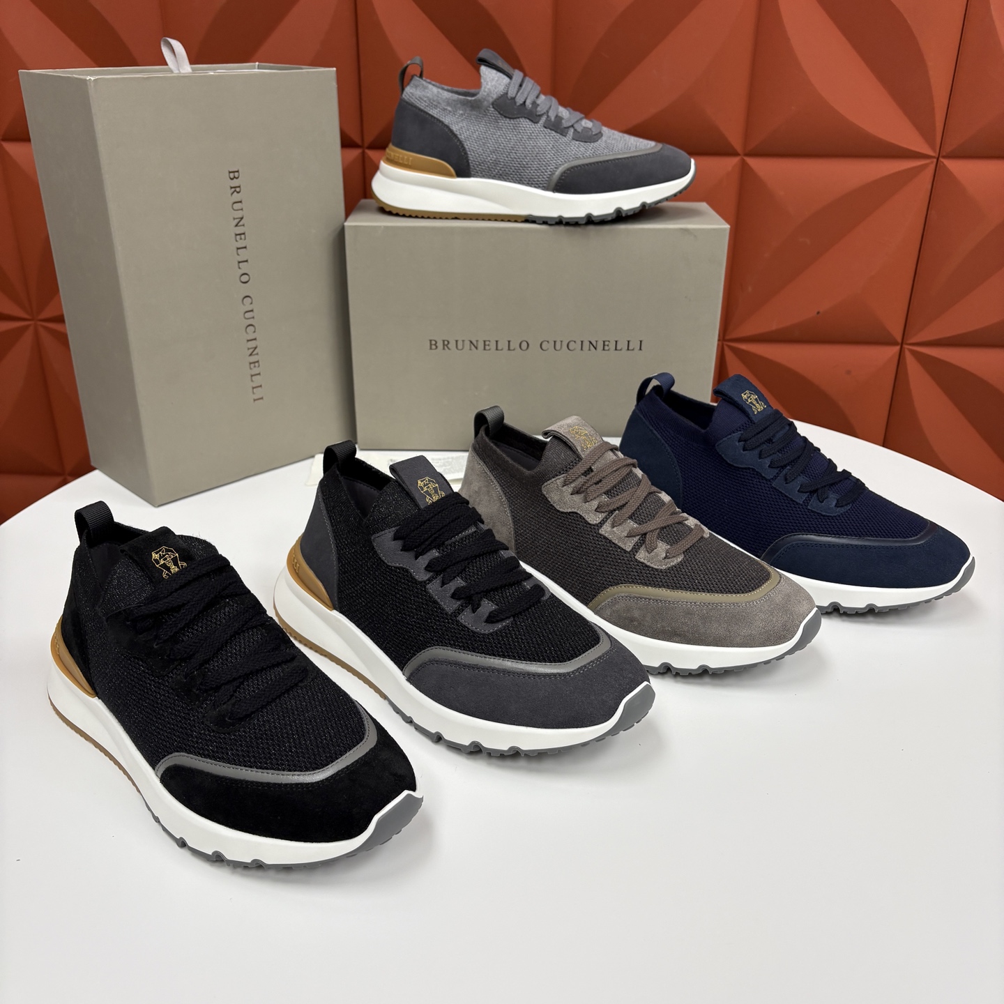 💋💍BC新品 Brunello Cucinell* 混色针织拼接绒面低帮运动鞋 官方 9,600 采用高