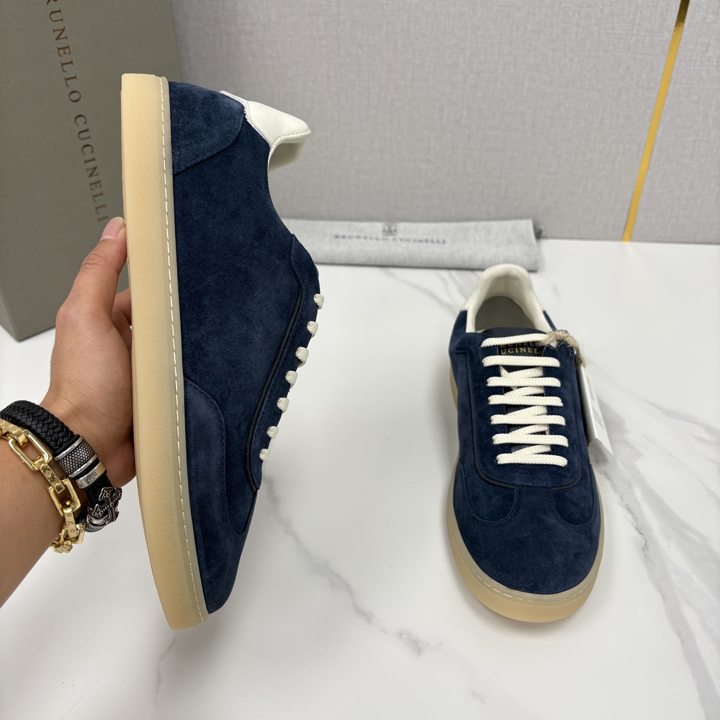 💋💍BC家 Brunello Cucinell* 低调奢华款 新品男款板鞋出货！ 此款平底运动鞋面料采用