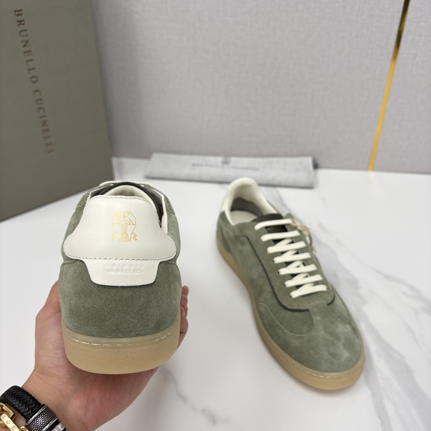 💋💍BC家 Brunello Cucinell* 低调奢华款 新品男款板鞋出货！ 此款平底运动鞋面料采用