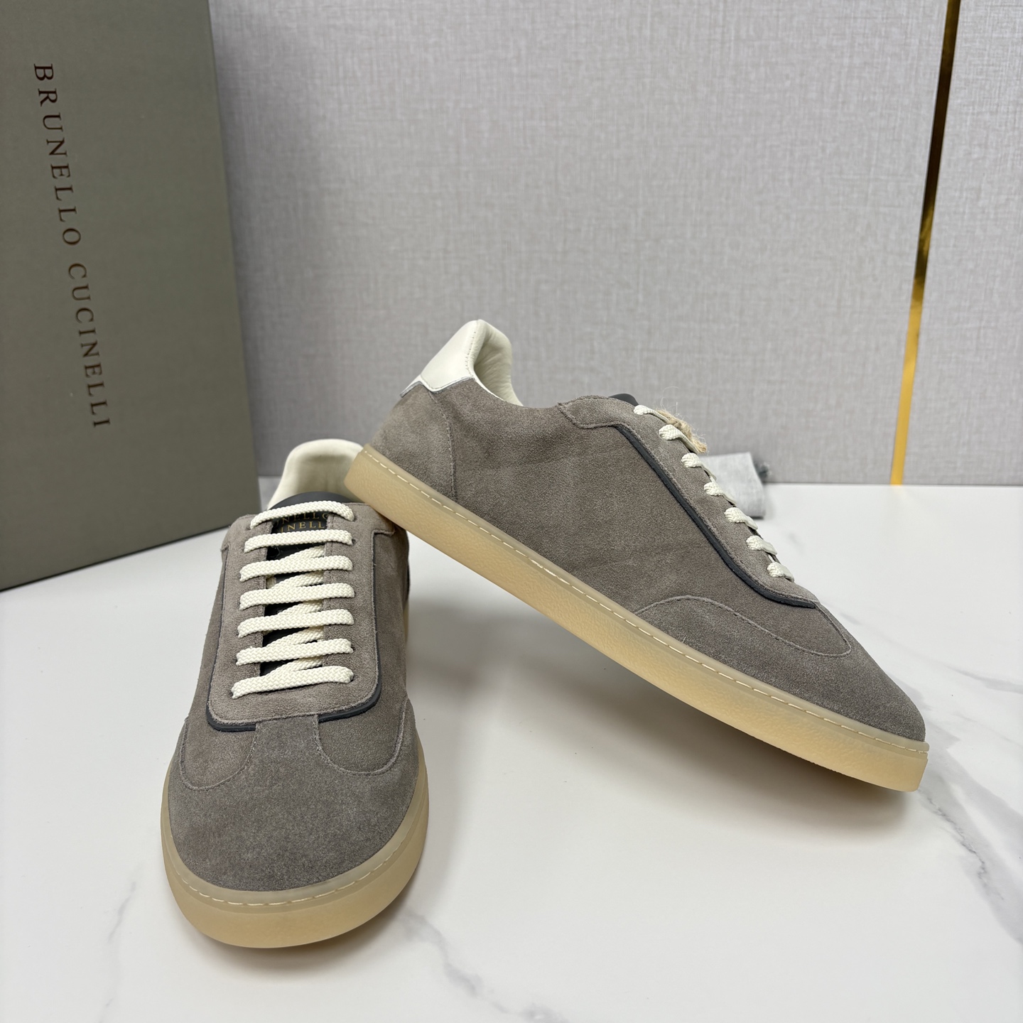 💋💍BC家 Brunello Cucinell* 低调奢华款 新品男款板鞋出货！ 此款平底运动鞋面料采用