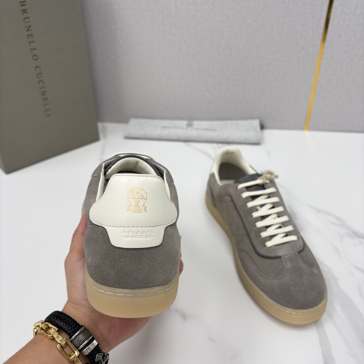 💋💍BC家 Brunello Cucinell* 低调奢华款 新品男款板鞋出货！ 此款平底运动鞋面料采用