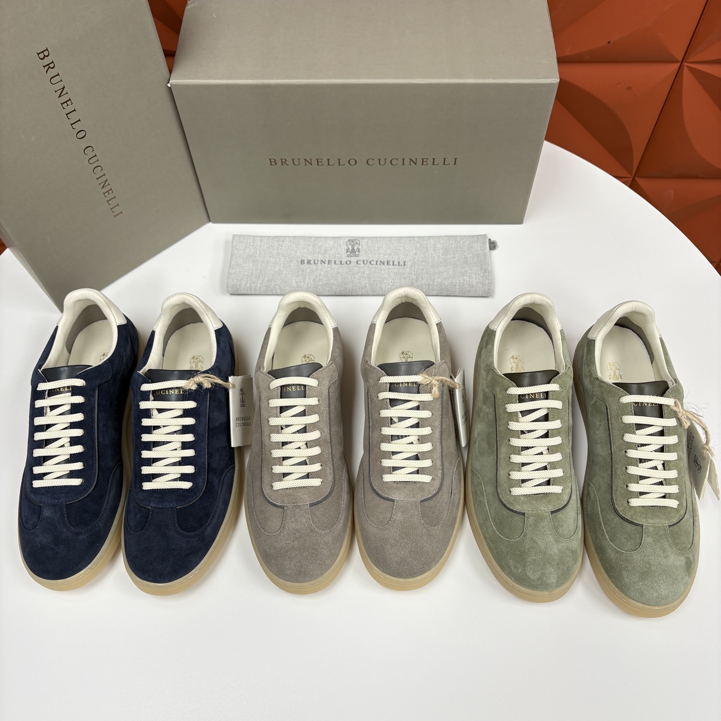 💋💍BC家 Brunello Cucinell* 低调奢华款 新品男款板鞋出货！ 此款平底运动鞋面料采用