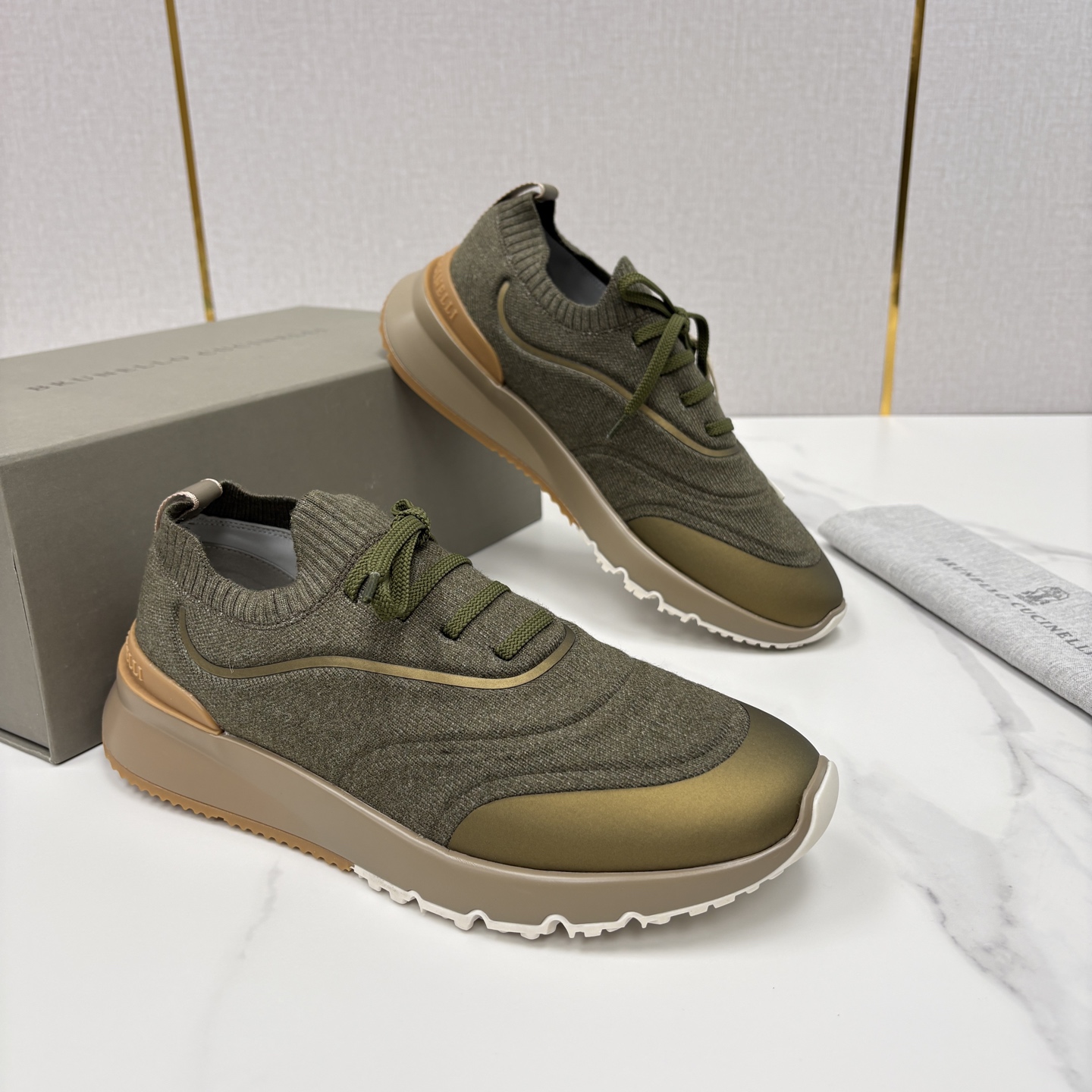 💋💍BC 新品 Brunello Cucinell* 针织运动鞋系列 官方 9,600 当意大利匠心邂逅