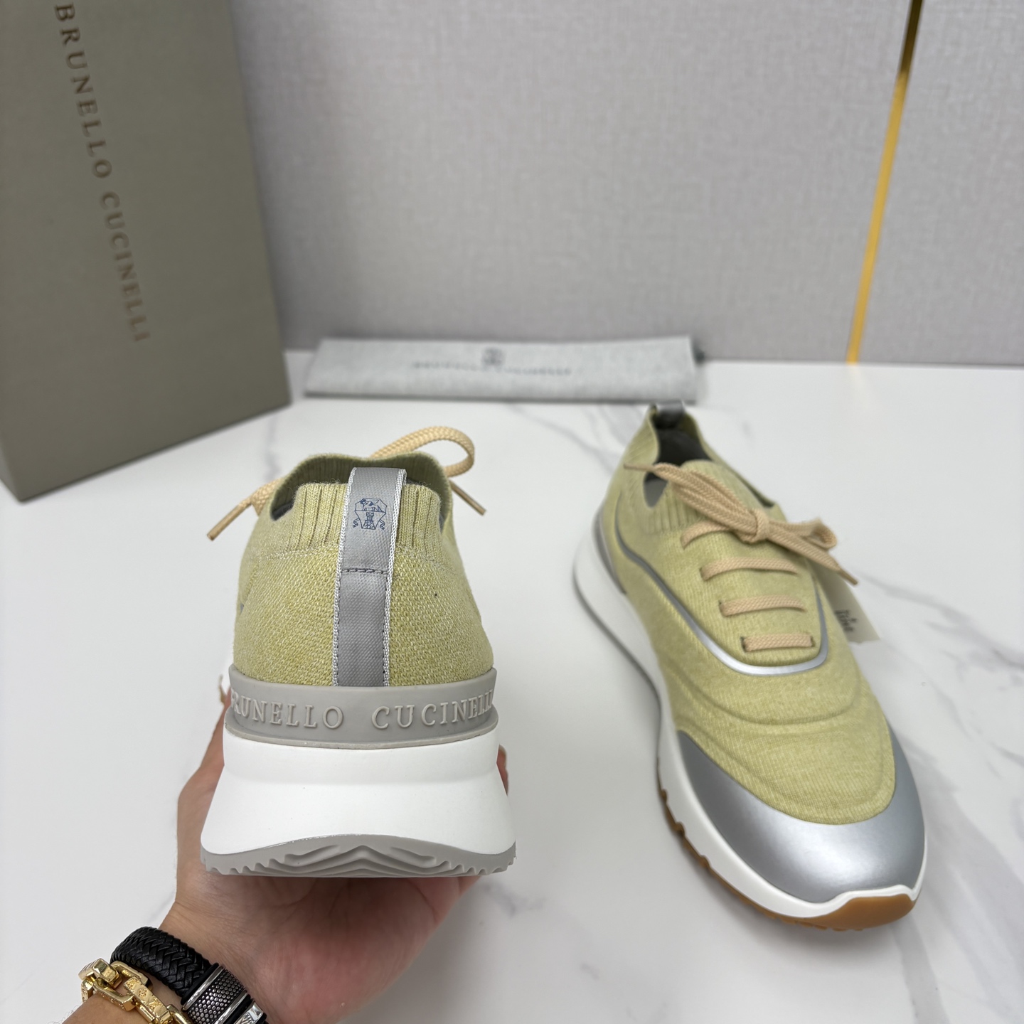 💋💍BC 新品 Brunello Cucinell* 针织运动鞋系列 官方 9,600 当意大利匠心邂逅