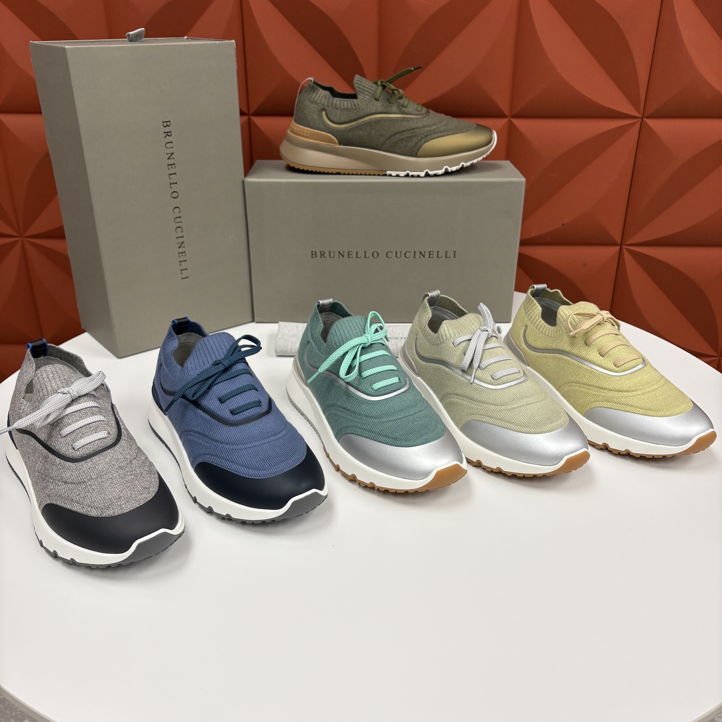 💋💍BC 新品 Brunello Cucinell* 针织运动鞋系列 官方 9,600 当意大利匠心邂逅