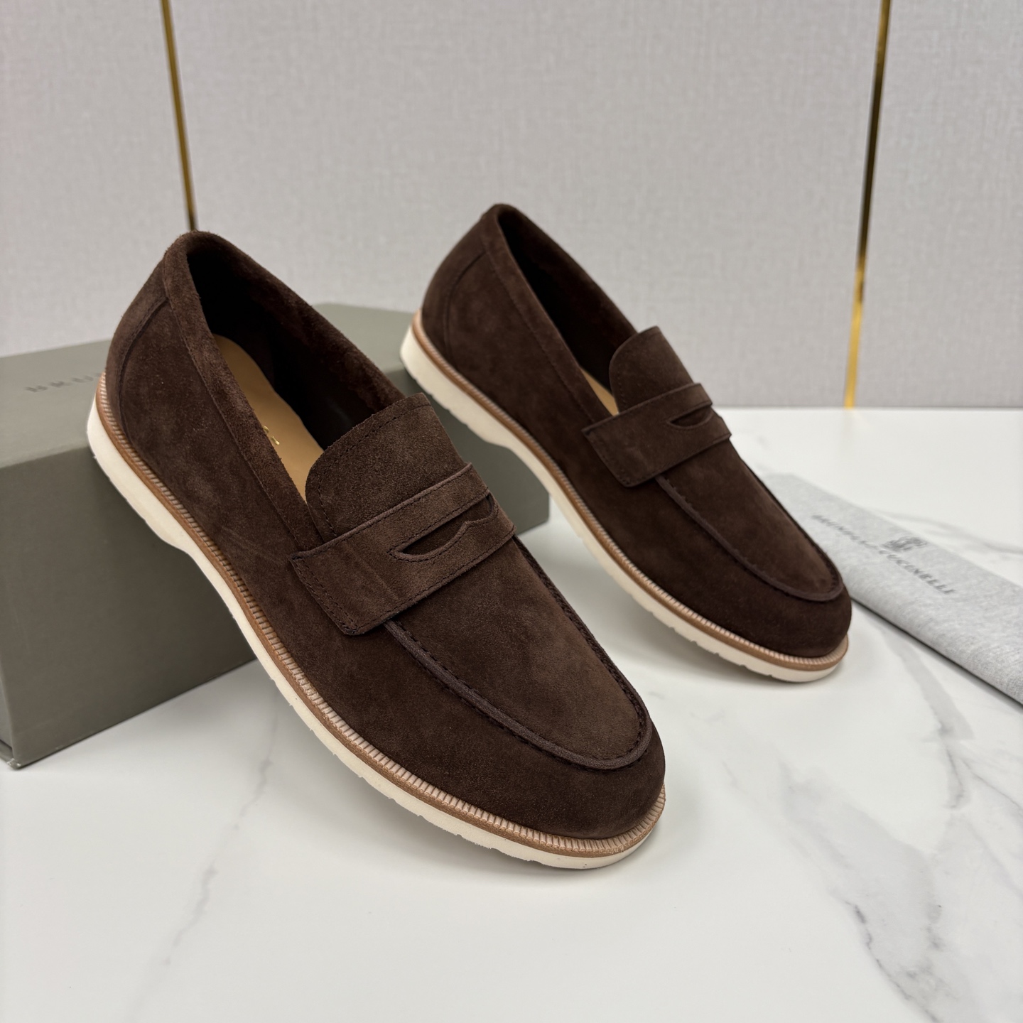 💋💍BC家新品上架 Brunello Cucinell* 乐福鞋皮鞋 意式松弛感的行走艺术 当手工匠艺遇