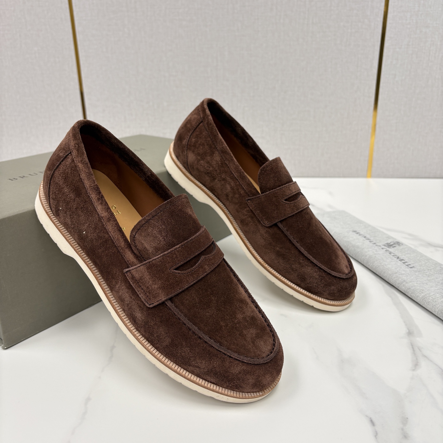 💋💍BC家新品上架 Brunello Cucinell* 乐福鞋皮鞋 意式松弛感的行走艺术 当手工匠艺遇