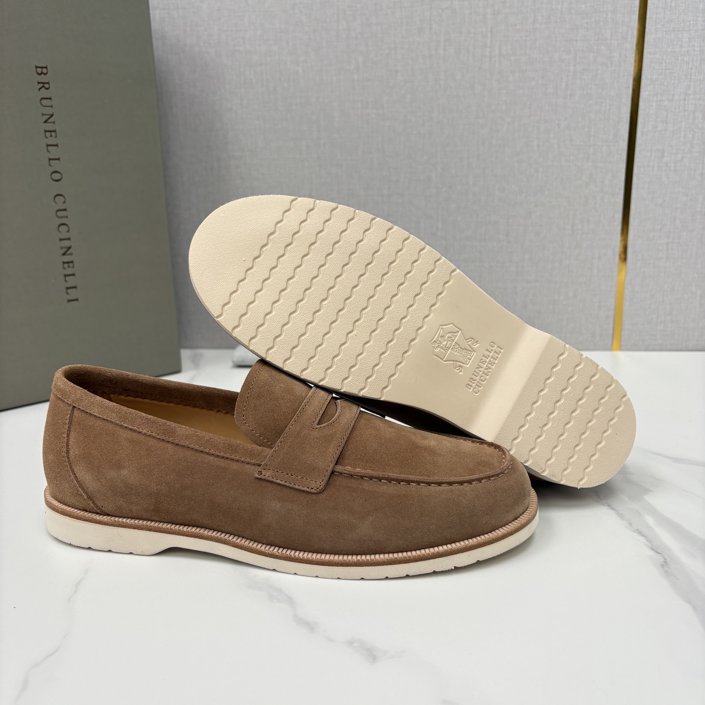 💋💍BC家新品上架 Brunello Cucinell* 乐福鞋皮鞋 意式松弛感的行走艺术 当手工匠艺遇