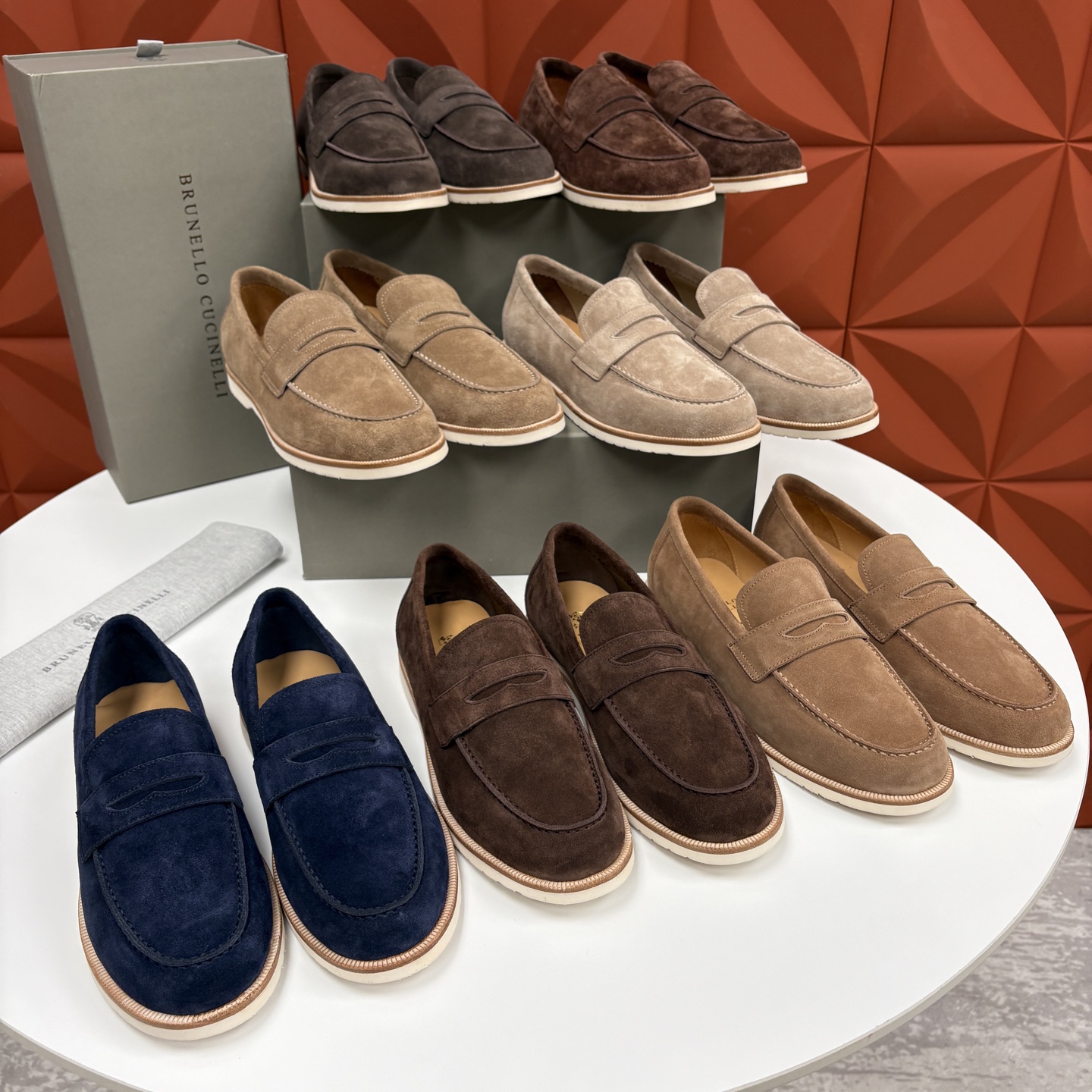 💋💍BC家新品上架 Brunello Cucinell* 乐福鞋皮鞋 意式松弛感的行走艺术 当手工匠艺遇