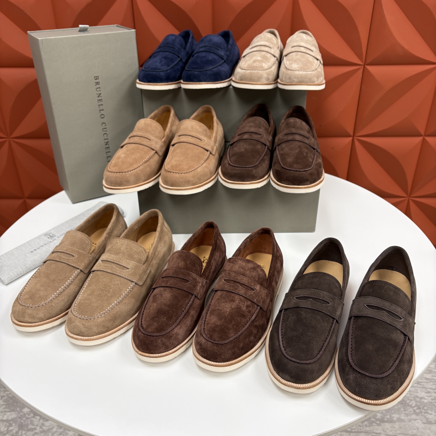 💋💍BC家新品上架 Brunello Cucinell* 乐福鞋皮鞋 意式松弛感的行走艺术 当手工匠艺遇