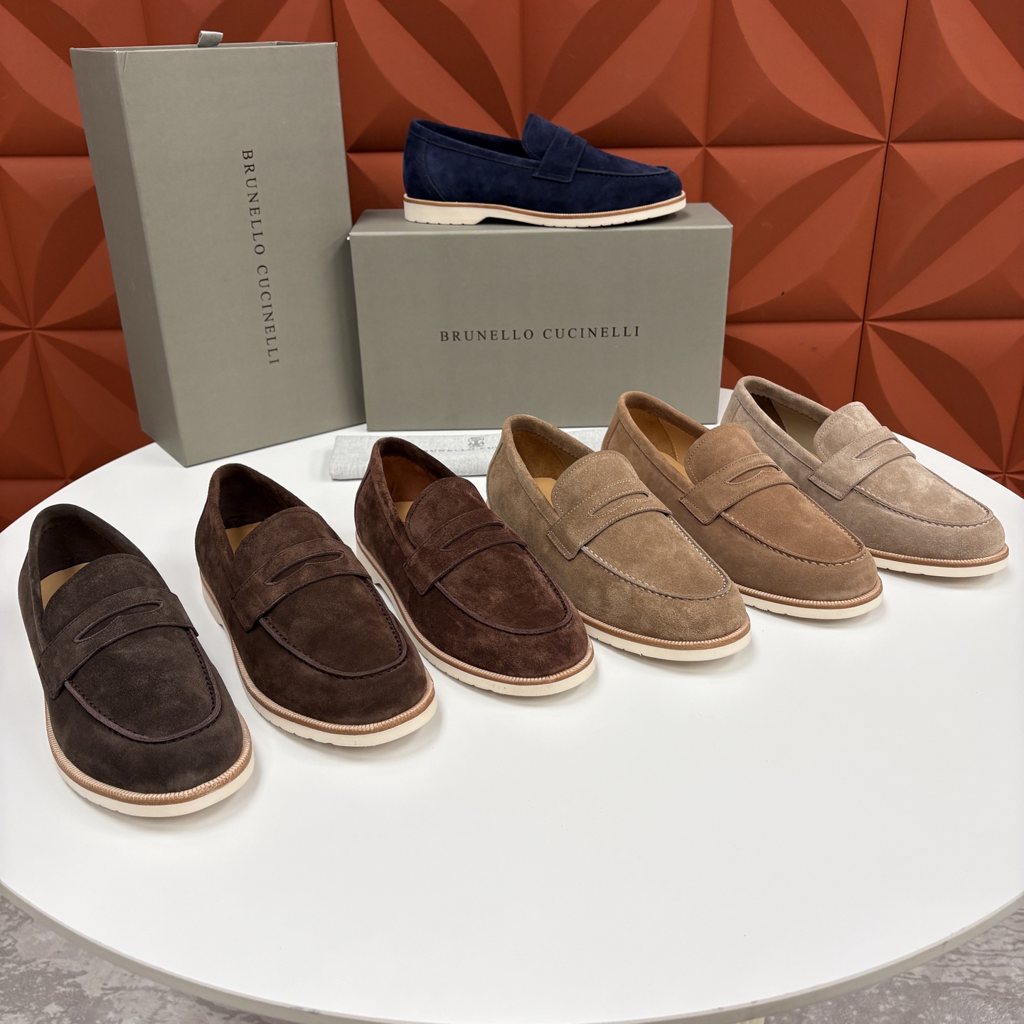 💋💍BC家新品上架 Brunello Cucinell* 乐福鞋皮鞋 意式松弛感的行走艺术 当手工匠艺遇