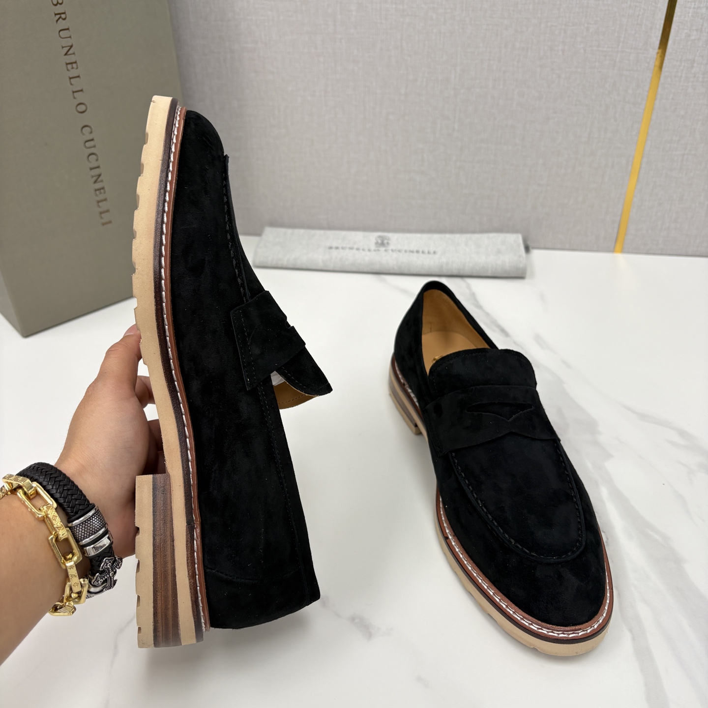 💋💍BC家新品上架 Brunello Cucinell* 乐福鞋皮鞋 选用进口胎牛反绒牛皮，触感如天鹅绒