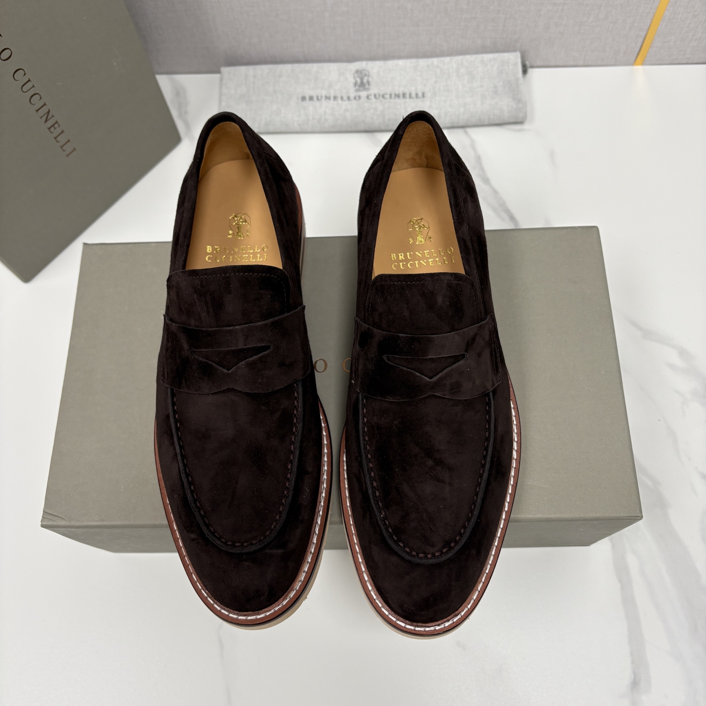 💋💍BC家新品上架 Brunello Cucinell* 乐福鞋皮鞋 选用进口胎牛反绒牛皮，触感如天鹅绒