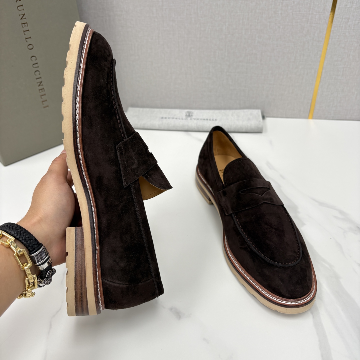 💋💍BC家新品上架 Brunello Cucinell* 乐福鞋皮鞋 选用进口胎牛反绒牛皮，触感如天鹅绒