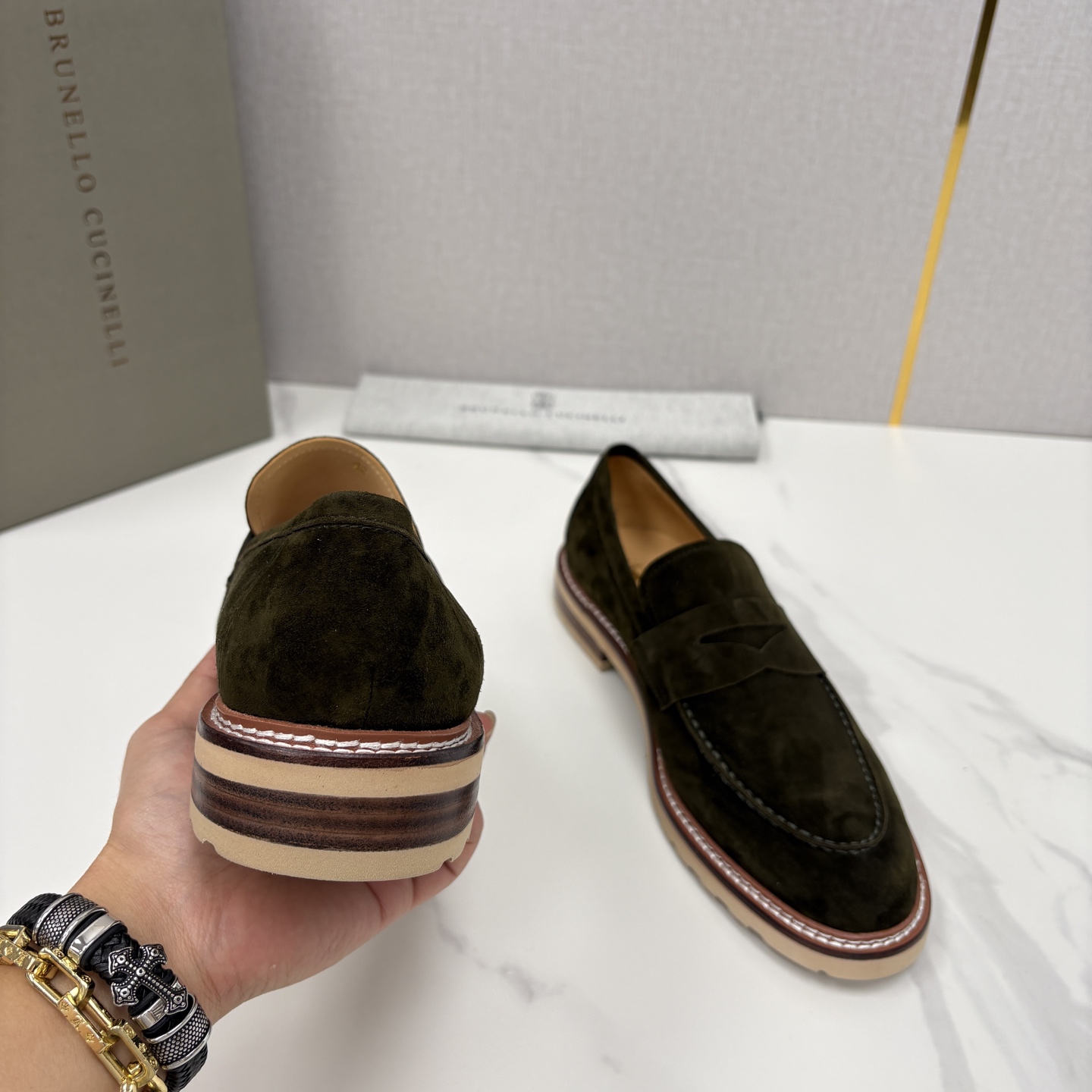 💋💍BC家新品上架 Brunello Cucinell* 乐福鞋皮鞋 选用进口胎牛反绒牛皮，触感如天鹅绒