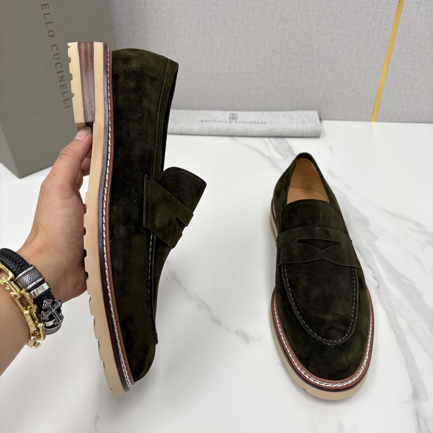 💋💍BC家新品上架 Brunello Cucinell* 乐福鞋皮鞋 选用进口胎牛反绒牛皮，触感如天鹅绒