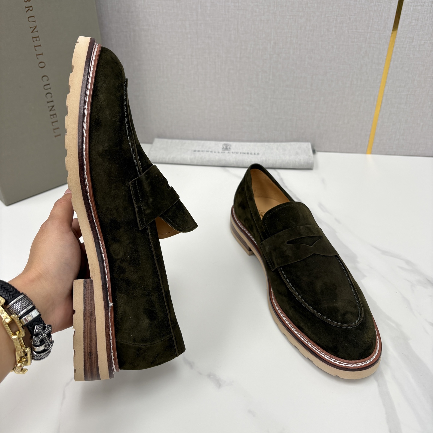 💋💍BC家新品上架 Brunello Cucinell* 乐福鞋皮鞋 选用进口胎牛反绒牛皮，触感如天鹅绒