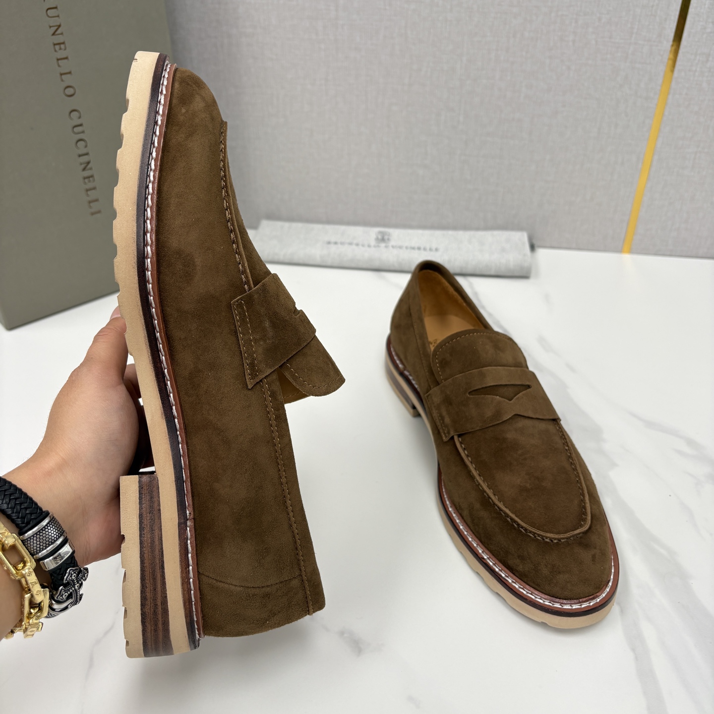 💋💍BC家新品上架 Brunello Cucinell* 乐福鞋皮鞋 选用进口胎牛反绒牛皮，触感如天鹅绒