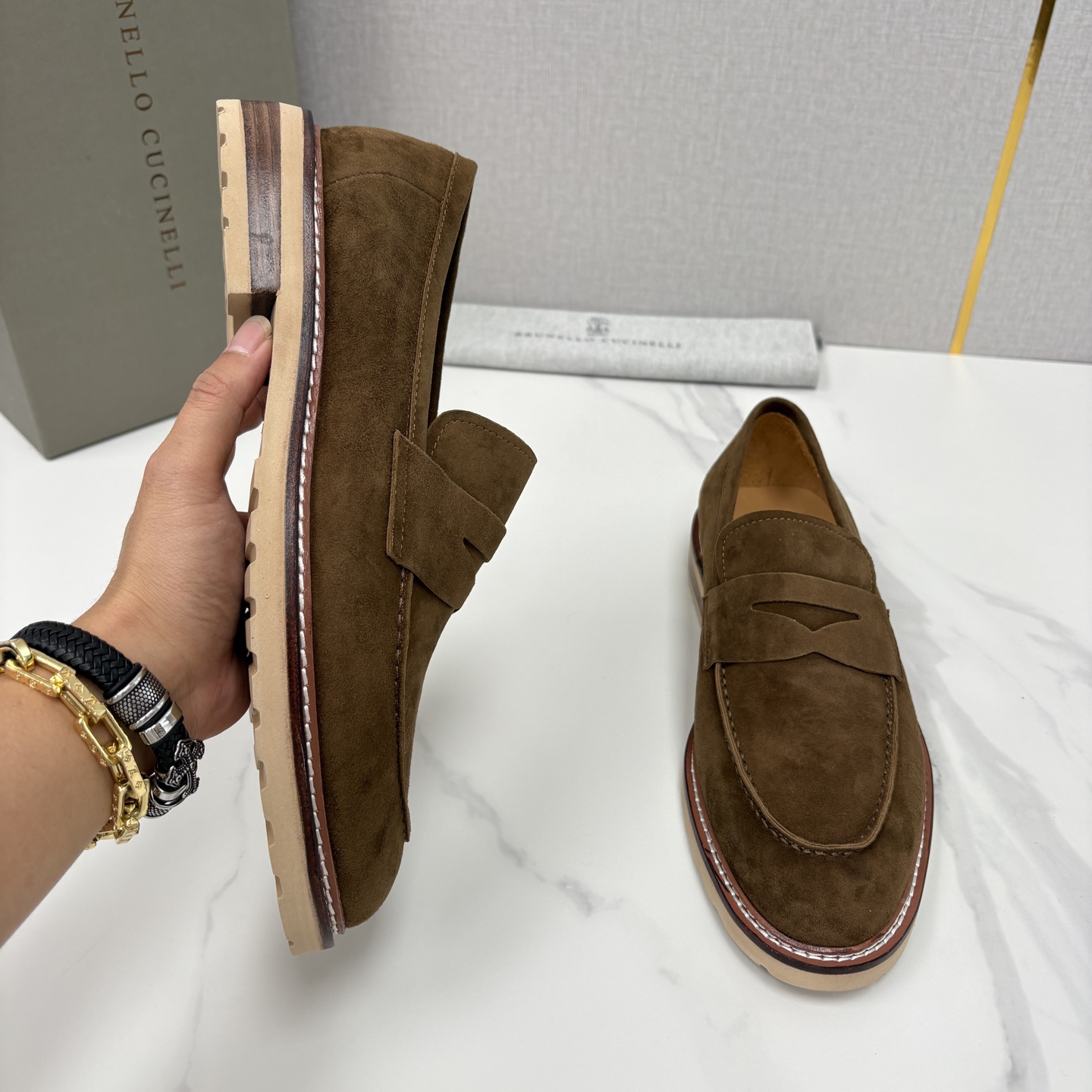 💋💍BC家新品上架 Brunello Cucinell* 乐福鞋皮鞋 选用进口胎牛反绒牛皮，触感如天鹅绒