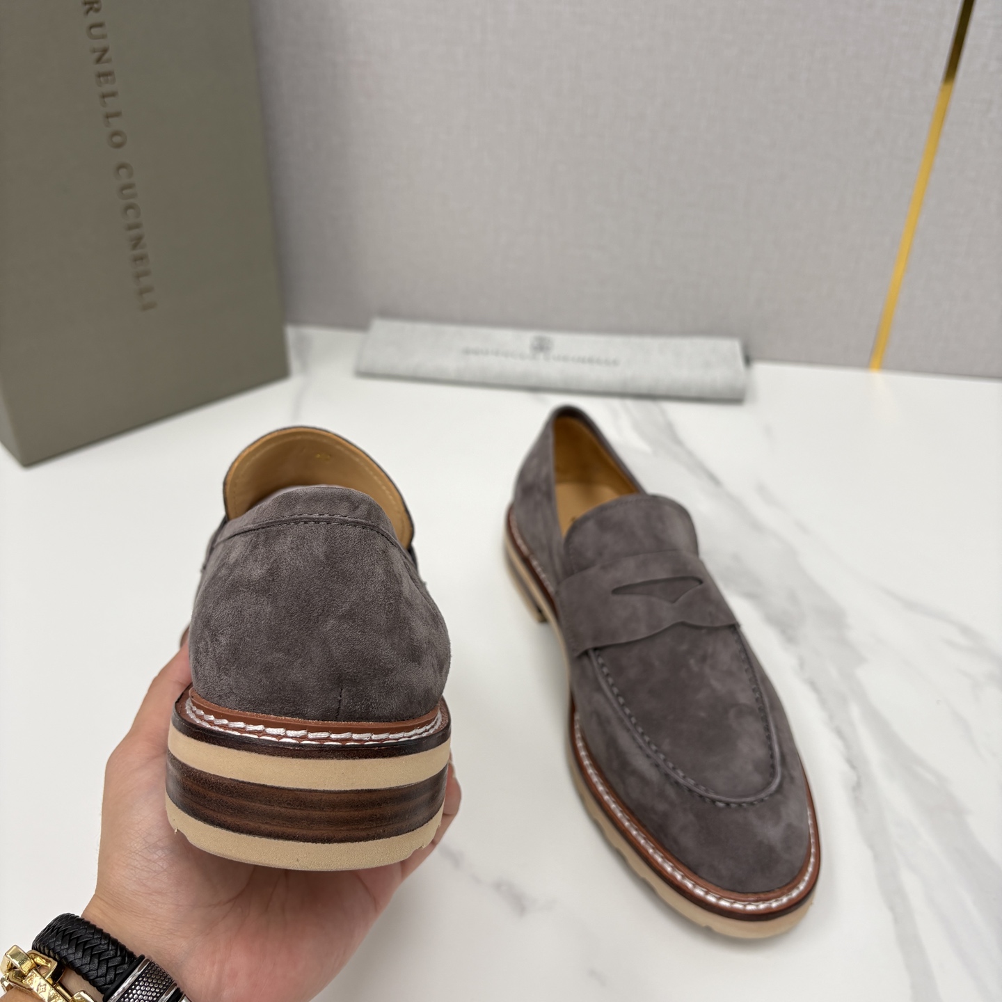 💋💍BC家新品上架 Brunello Cucinell* 乐福鞋皮鞋 选用进口胎牛反绒牛皮，触感如天鹅绒