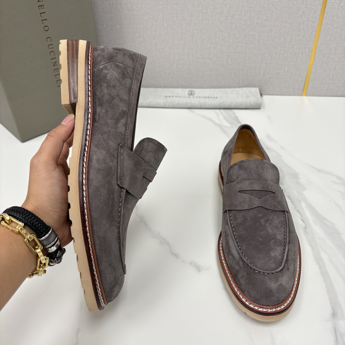 💋💍BC家新品上架 Brunello Cucinell* 乐福鞋皮鞋 选用进口胎牛反绒牛皮，触感如天鹅绒