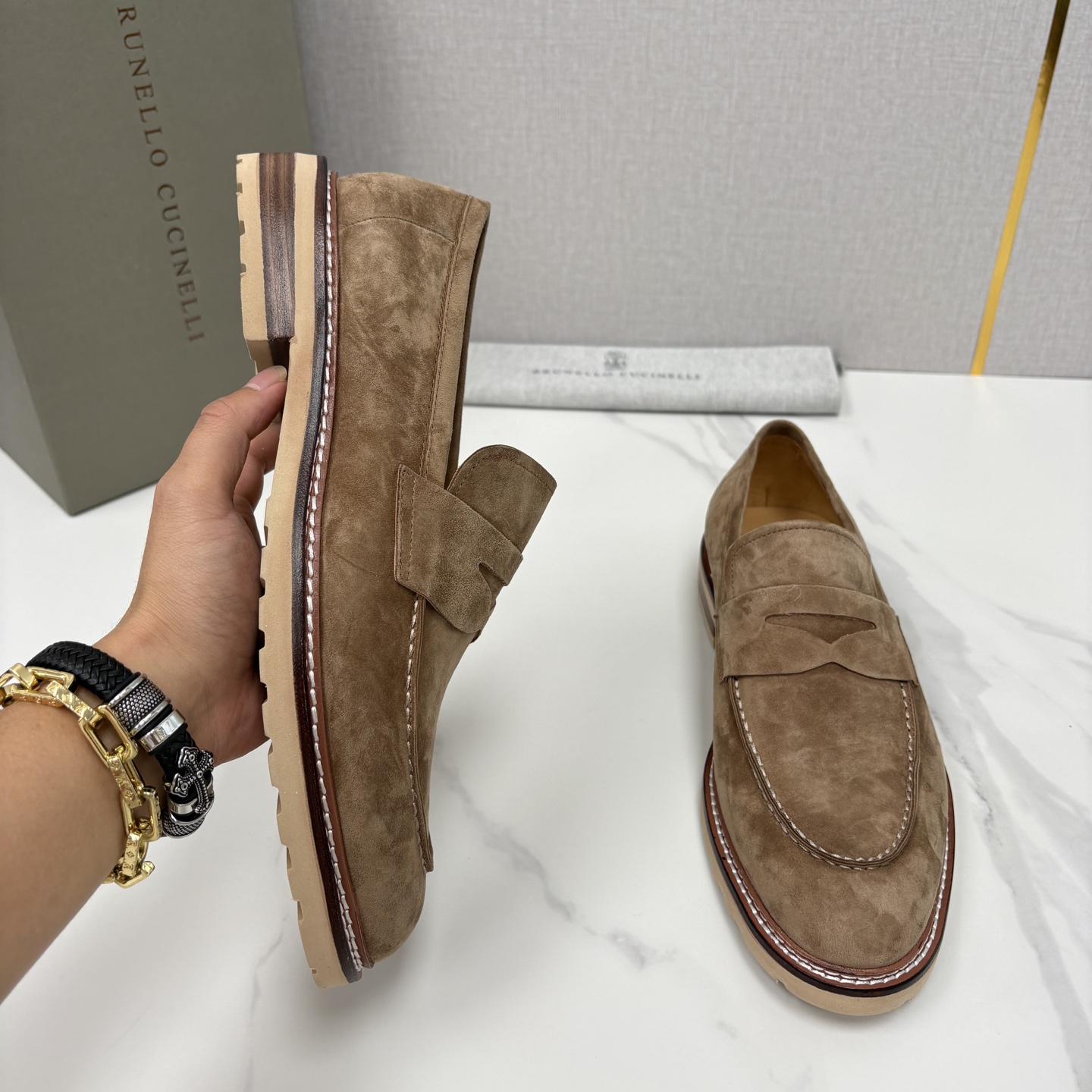 💋💍BC家新品上架 Brunello Cucinell* 乐福鞋皮鞋 选用进口胎牛反绒牛皮，触感如天鹅绒