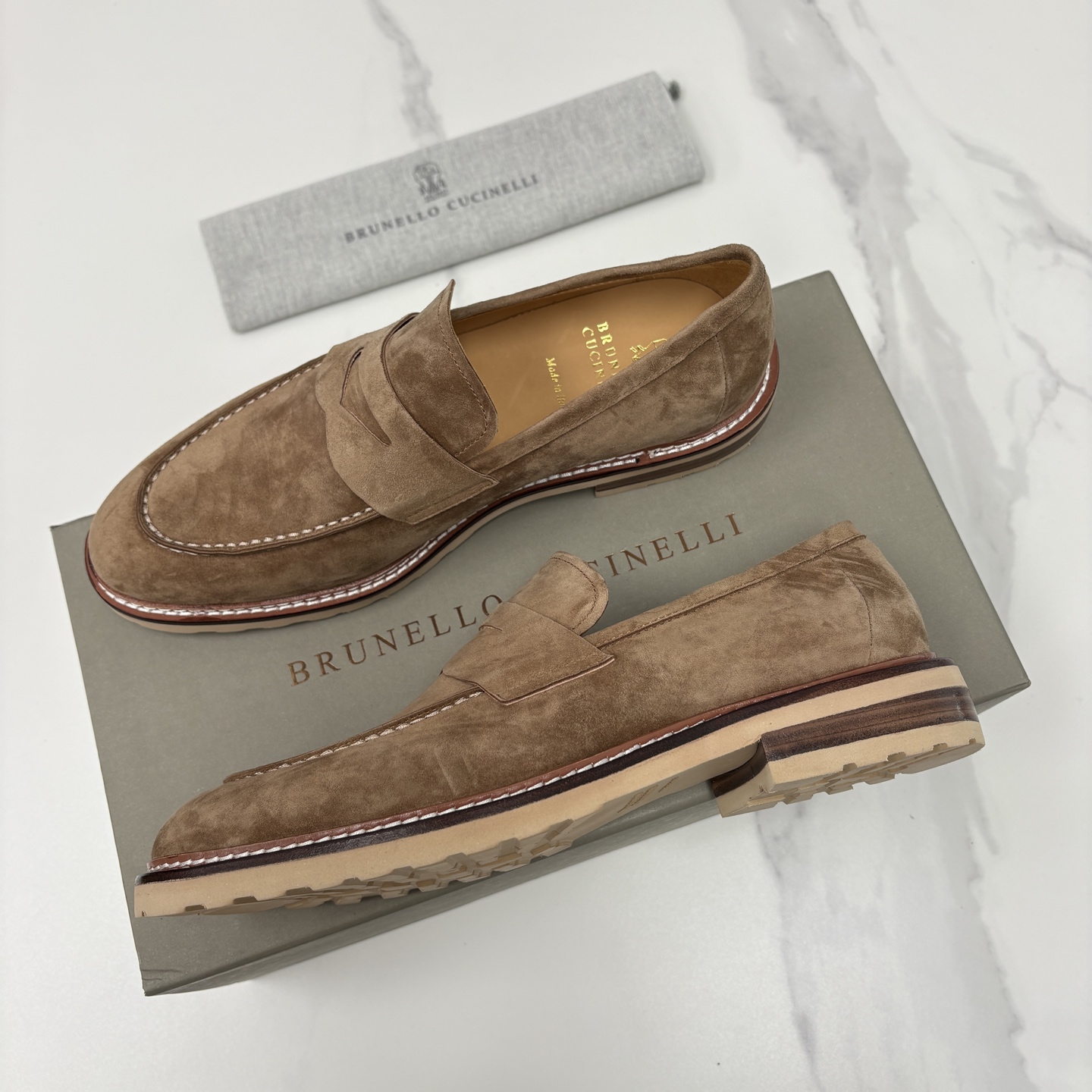 💋💍BC家新品上架 Brunello Cucinell* 乐福鞋皮鞋 选用进口胎牛反绒牛皮，触感如天鹅绒