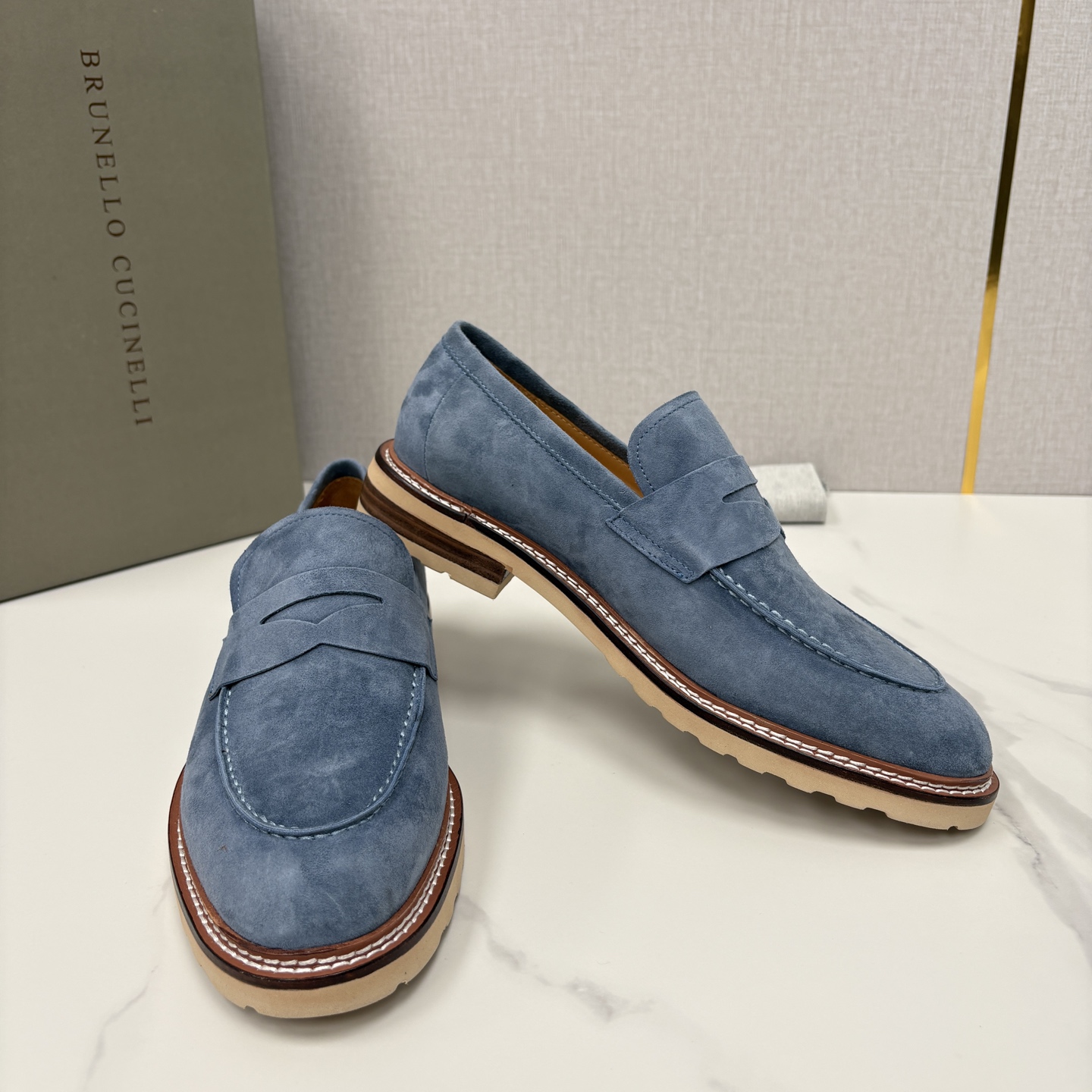 💋💍BC家新品上架 Brunello Cucinell* 乐福鞋皮鞋 选用进口胎牛反绒牛皮，触感如天鹅绒