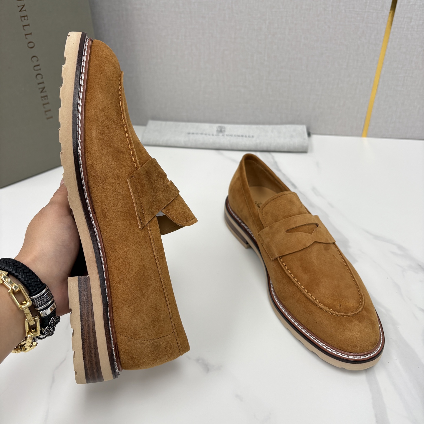 💋💍BC家新品上架 Brunello Cucinell* 乐福鞋皮鞋 选用进口胎牛反绒牛皮，触感如天鹅绒