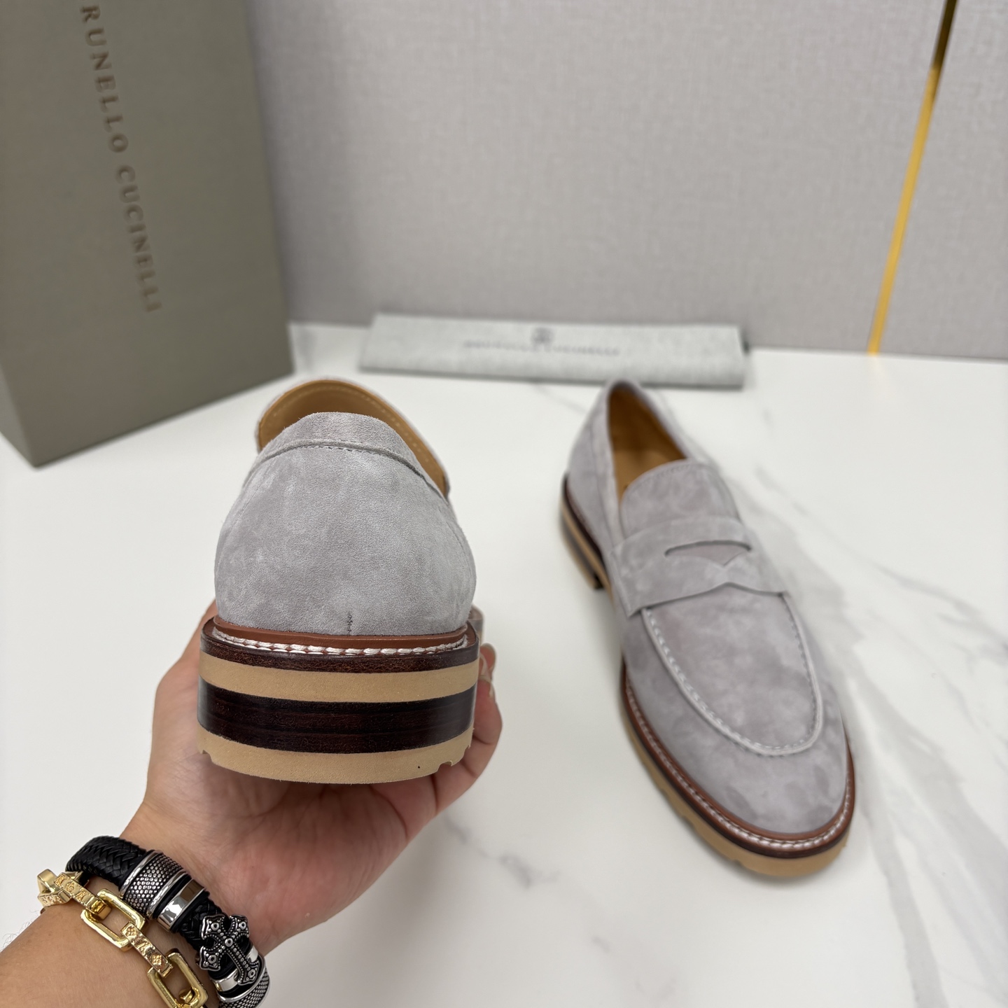 💋💍BC家新品上架 Brunello Cucinell* 乐福鞋皮鞋 选用进口胎牛反绒牛皮，触感如天鹅绒