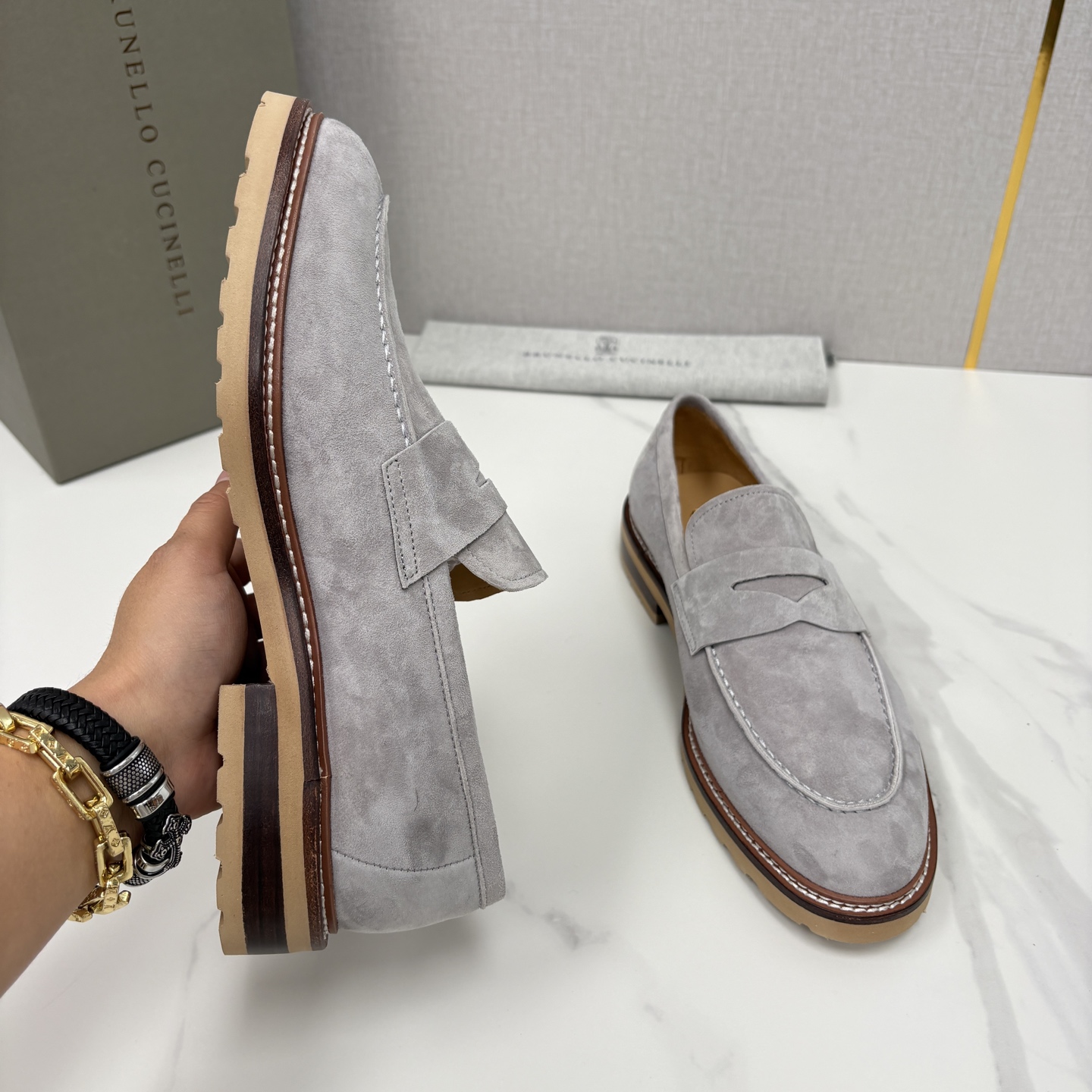 💋💍BC家新品上架 Brunello Cucinell* 乐福鞋皮鞋 选用进口胎牛反绒牛皮，触感如天鹅绒