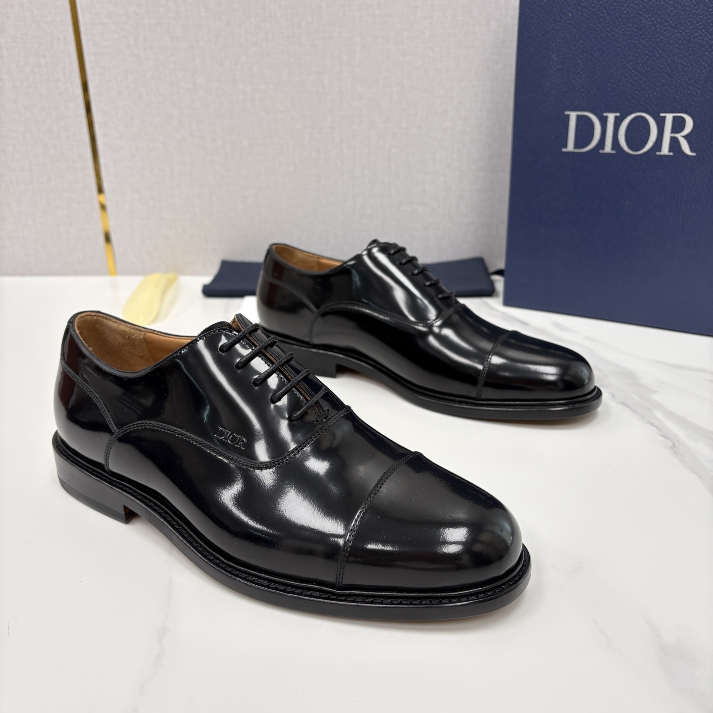 💋💍CD家新品 Dio* 迪-奥 高版本新款男士正装鞋皮鞋， Embassy德比鞋。 官方 9,400。