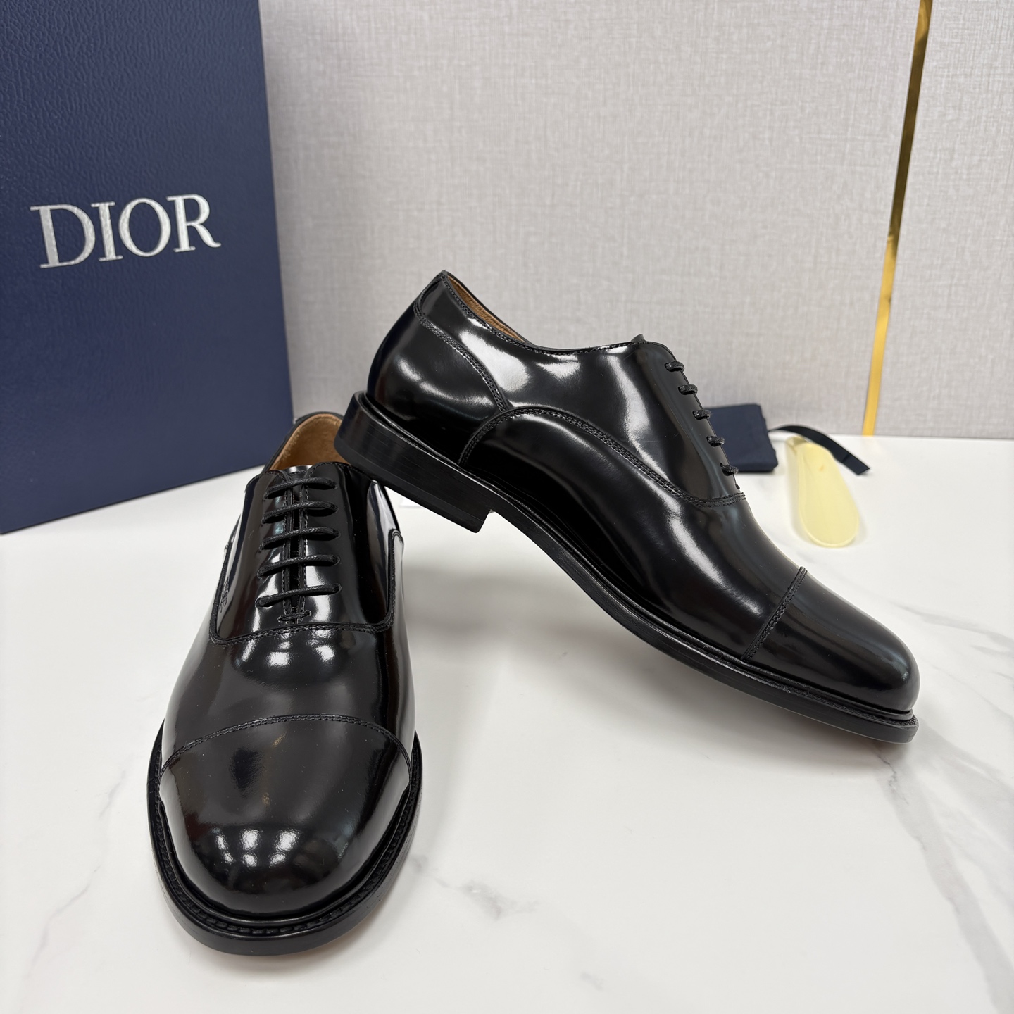 💋💍CD家新品 Dio* 迪-奥 高版本新款男士正装鞋皮鞋， Embassy德比鞋。 官方 9,400。