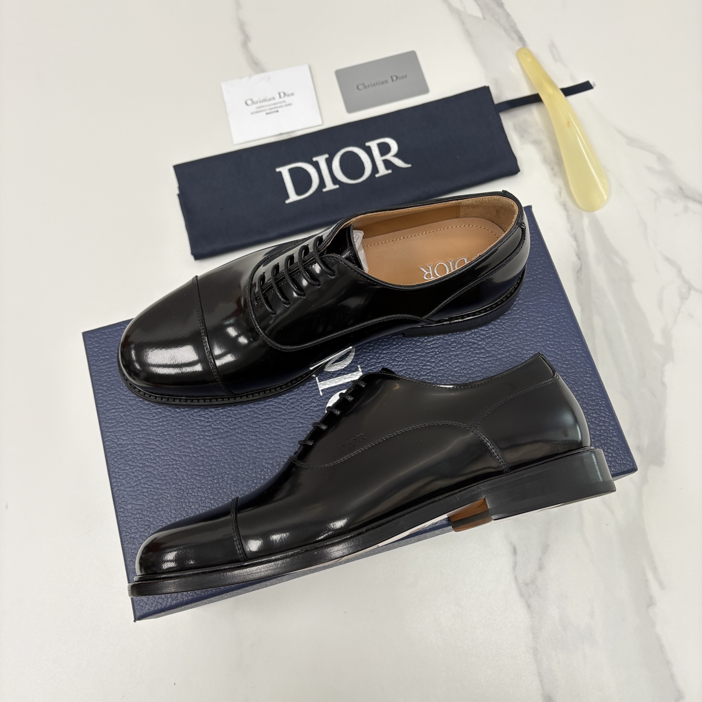 💋💍CD家新品 Dio* 迪-奥 高版本新款男士正装鞋皮鞋， Embassy德比鞋。 官方 9,400。