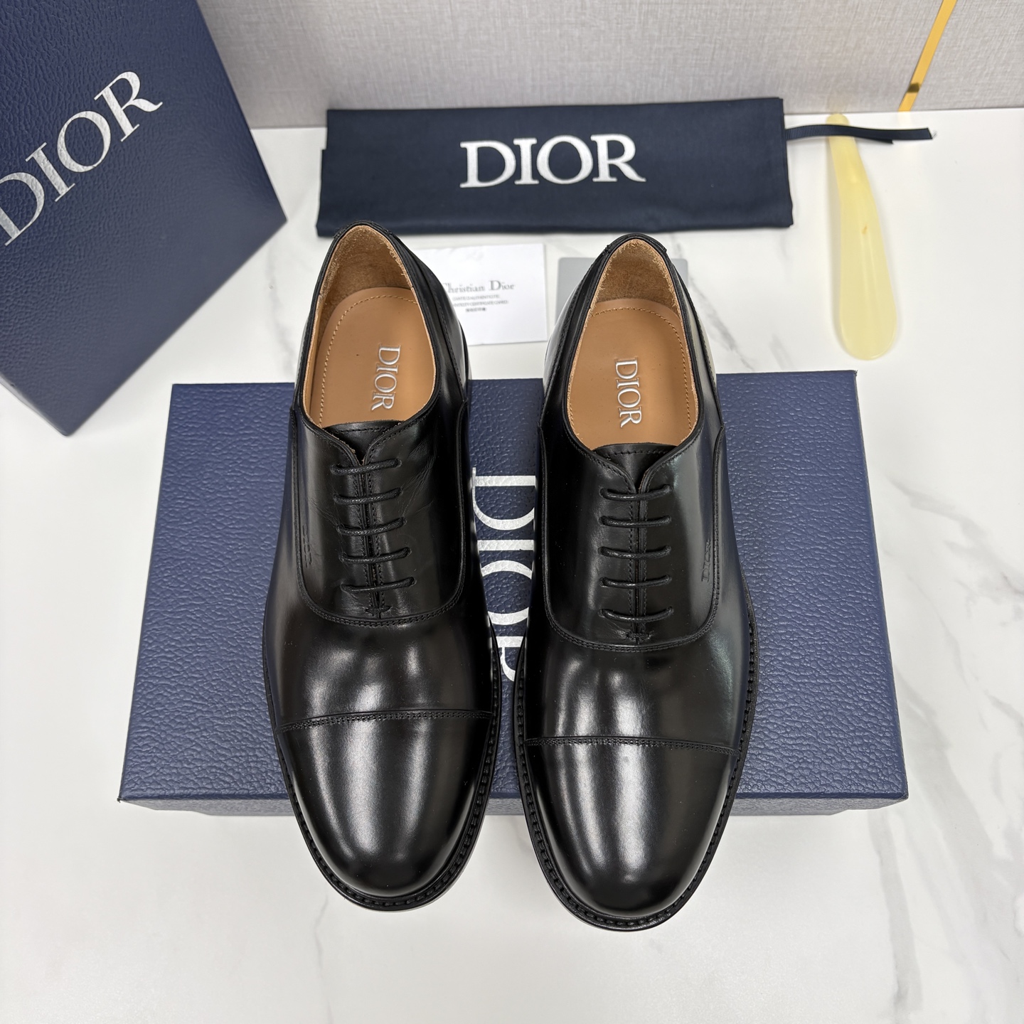 💋💍CD家新品 Dio* 迪-奥 高版本新款男士正装鞋皮鞋， Embassy德比鞋。 官方 9,400。