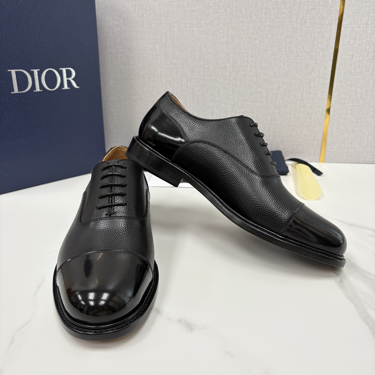 💋💍CD家新品 Dio* 迪-奥 高版本新款男士正装鞋皮鞋， Embassy德比鞋。 官方 9,400。