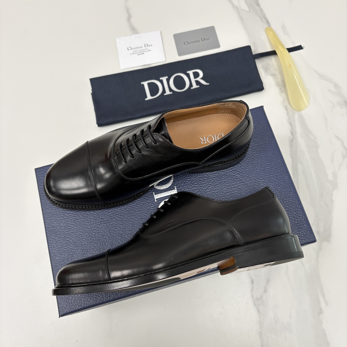 💋💍CD家新品 Dio* 迪-奥 高版本新款男士正装鞋皮鞋， Embassy德比鞋。 官方 9,400。