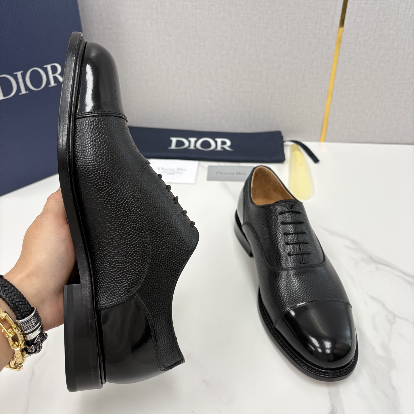 💋💍CD家新品 Dio* 迪-奥 高版本新款男士正装鞋皮鞋， Embassy德比鞋。 官方 9,400。