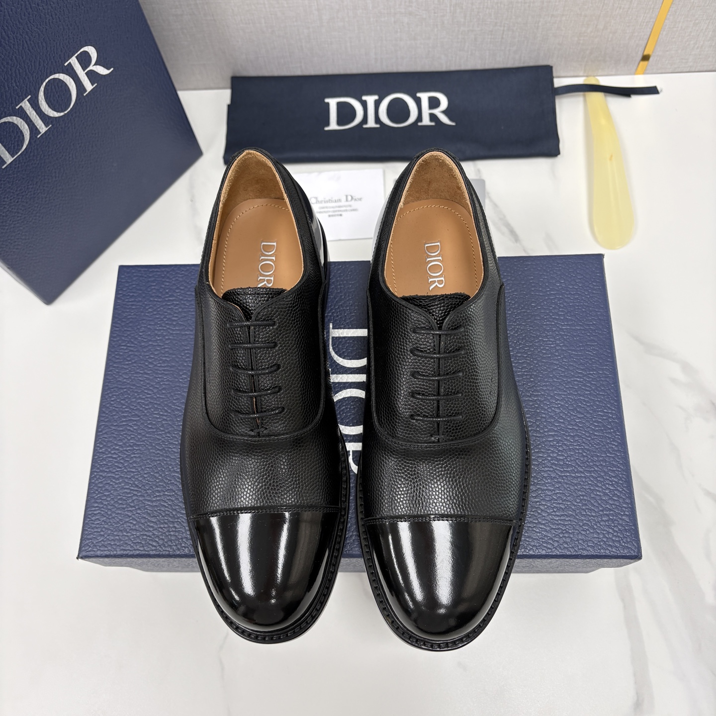 💋💍CD家新品 Dio* 迪-奥 高版本新款男士正装鞋皮鞋， Embassy德比鞋。 官方 9,400。